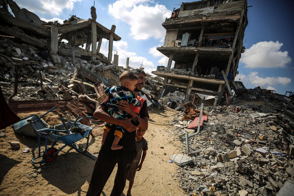 Expert report: Risk of famine persists in conflict-hit Gaza | World